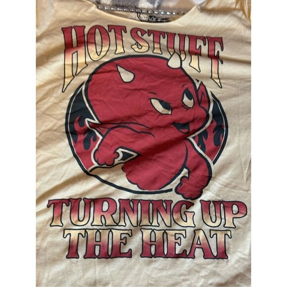 Torrid crewneck scoop short  shirt top hot stuff devil 2/2xl - Picture 2 of 5